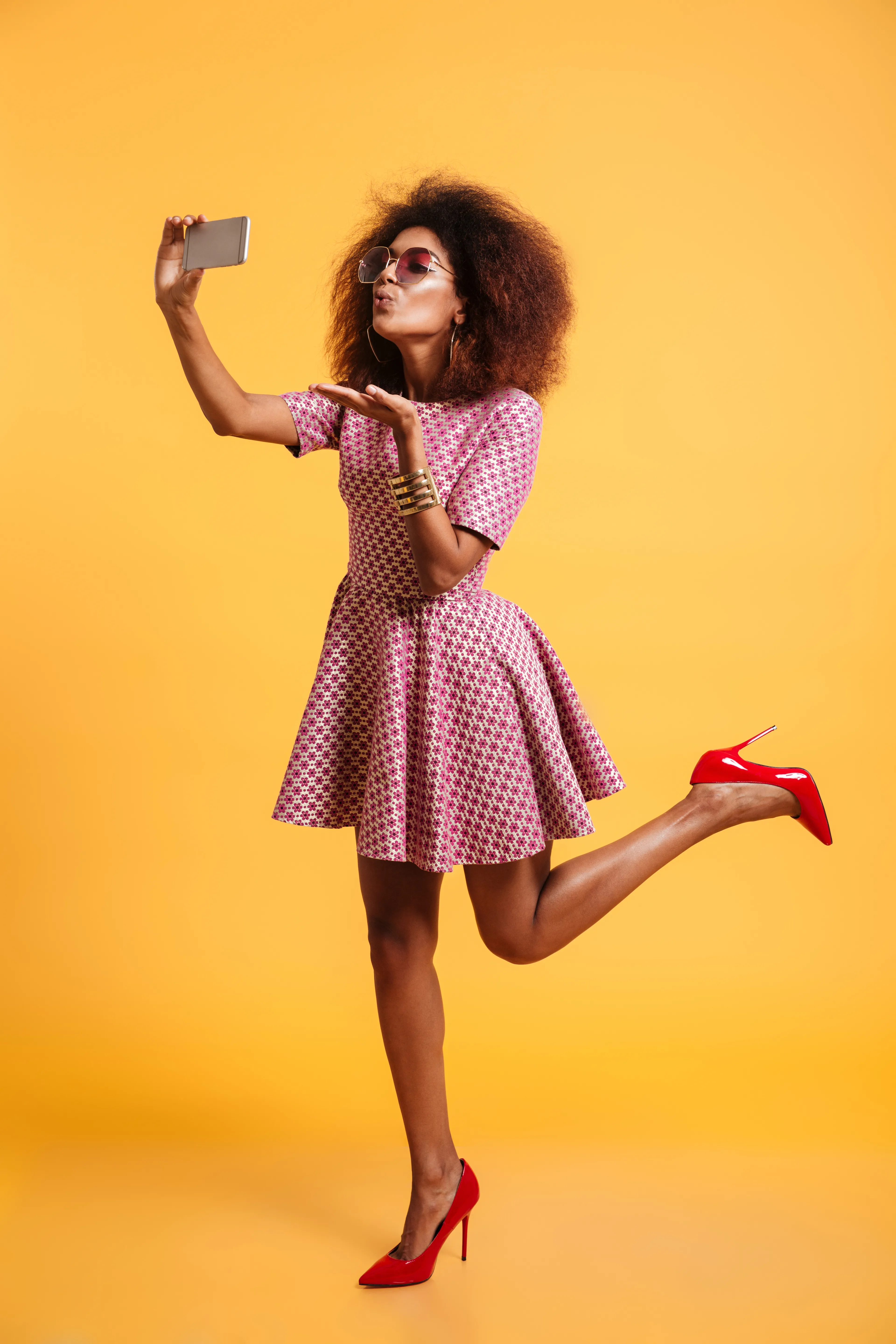 Full length portrait of Afro-American woman creator
